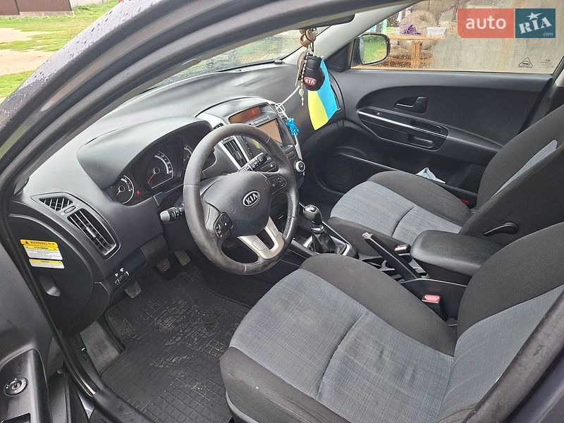 Универсал Kia Ceed 2012 в Тернополе фото 7 Универсал Kia Ceed 2012 в Тернополе