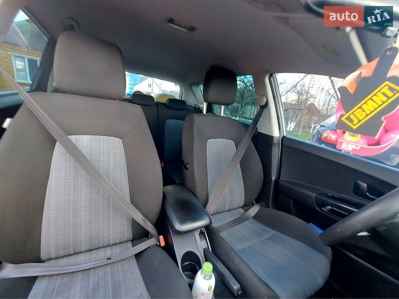 Хетчбек Kia Ceed 2009 в Кропивницькому
