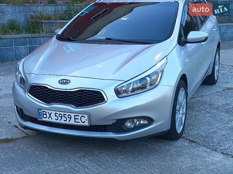 Универсал Kia Ceed 2013 в Нетешине