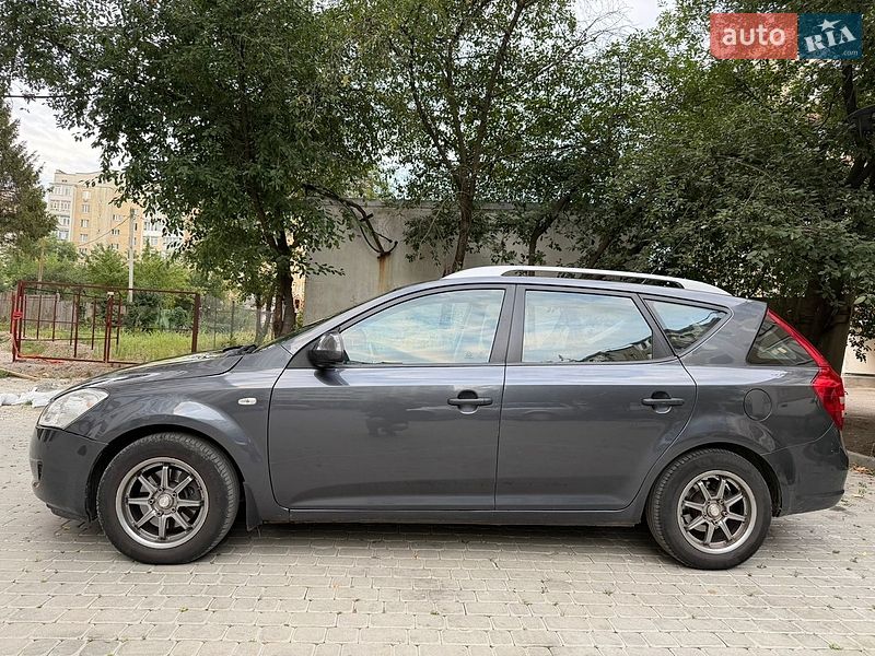 Универсал Kia Ceed 2008 в Ивано-Франковске
