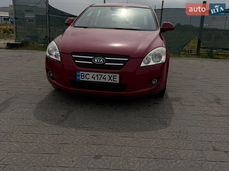 Хетчбек Kia Ceed 2007 в Львові