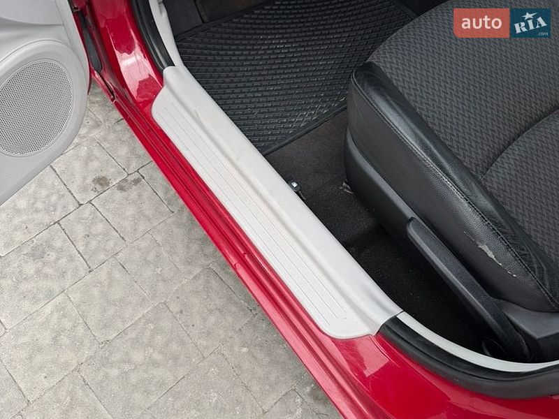 Хетчбек Kia Ceed 2007 в Львові