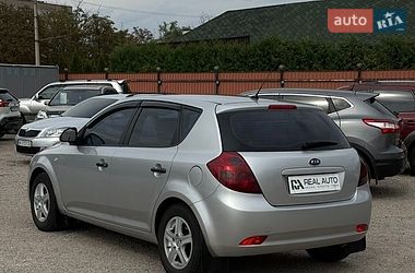 Хэтчбек Kia Ceed 2008 в Кропивницком