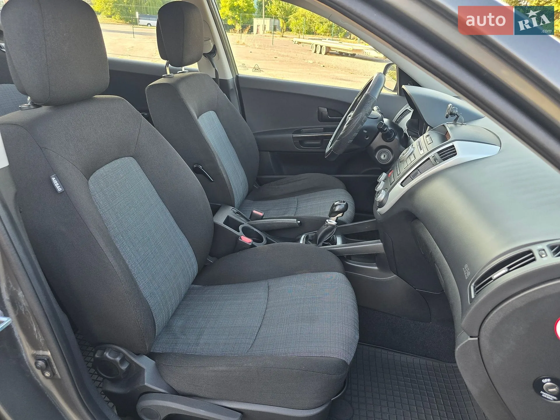 2011 Kia Cee'd - мініатюра 45