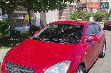 Универсал Kia Ceed 2008 в Черноморске