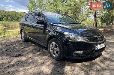 Универсал Kia Ceed 2009 в Зачепиловке