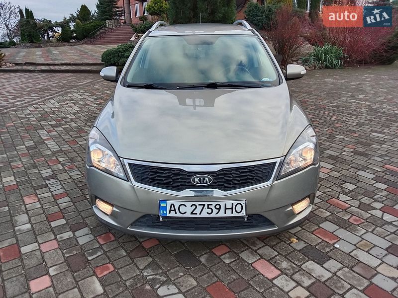 Універсал Kia Ceed 2012 в Нововолинську