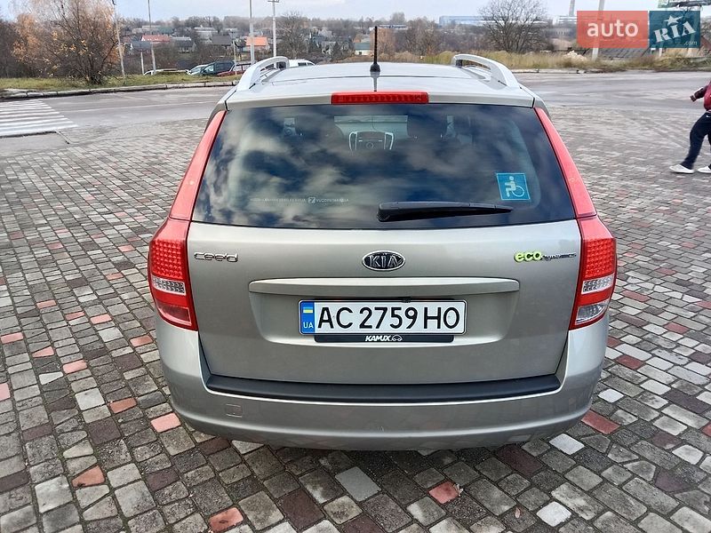 Універсал Kia Ceed 2012 в Нововолинську