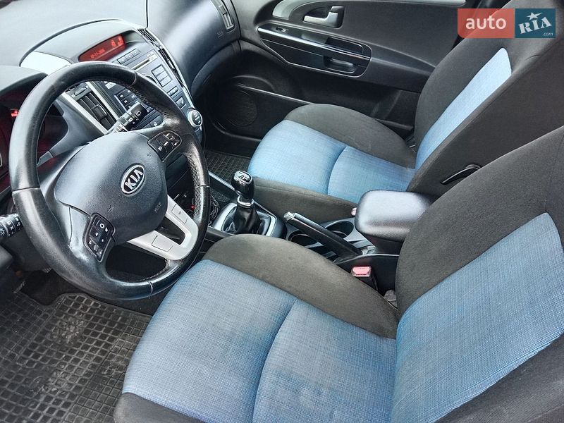 Універсал Kia Ceed 2012 в Нововолинську