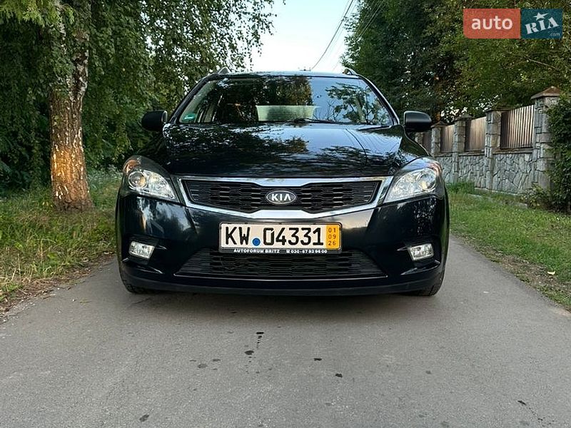 Хэтчбек Kia Ceed 2010 в Ивано-Франковске