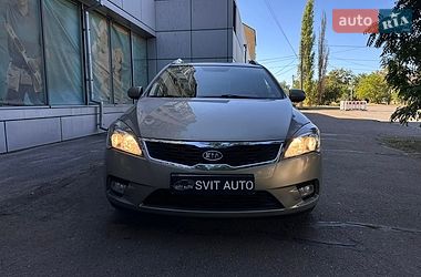 Універсал Kia Ceed 2012 в Миколаєві