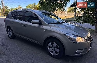Універсал Kia Ceed 2012 в Миколаєві