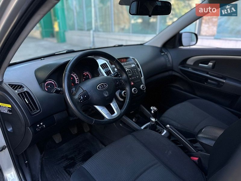 Універсал Kia Ceed 2012 в Миколаєві
