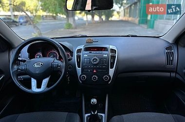 Універсал Kia Ceed 2012 в Миколаєві