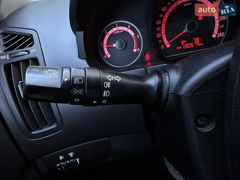 Універсал Kia Ceed 2012 в Миколаєві