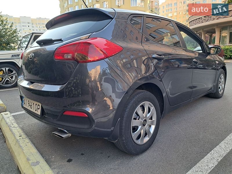 Хэтчбек Kia Ceed 2013 в Киеве