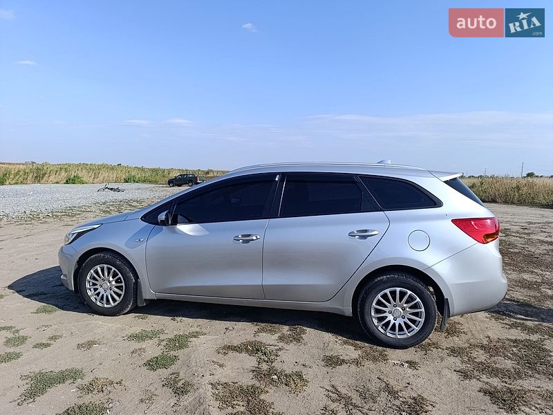 Універсал Kia Ceed 2013 в Павлограді