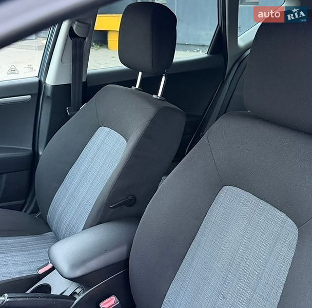 Універсал Kia Ceed 2010 в Ковелі