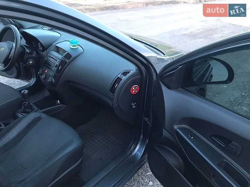 Універсал Kia Ceed 2007 в Чернігові