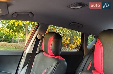 Хетчбек Kia Ceed 2008 в Ужгороді