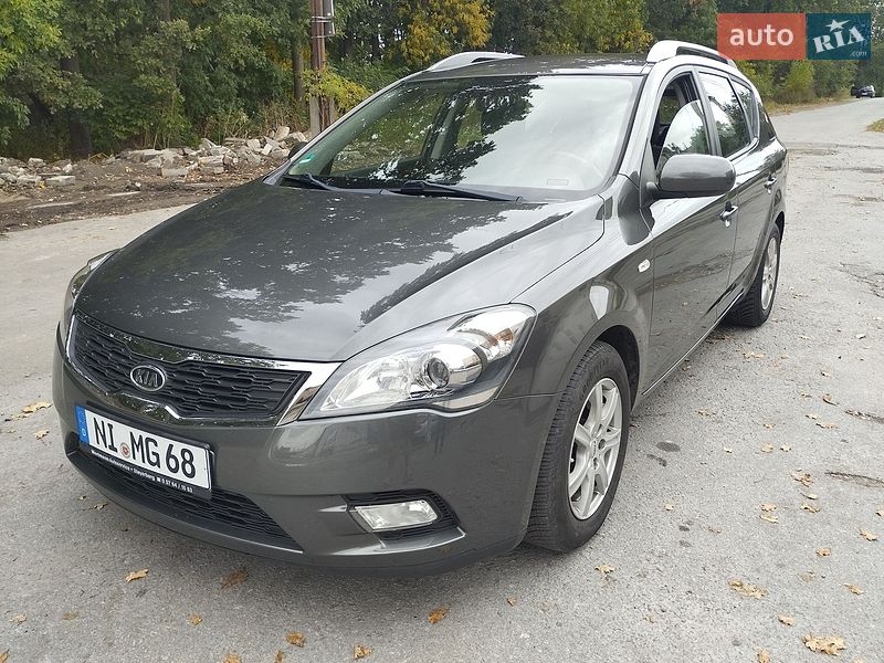 Универсал Kia Ceed 2011 в Звягеле Универсал Kia Ceed 2011 в Звягеле