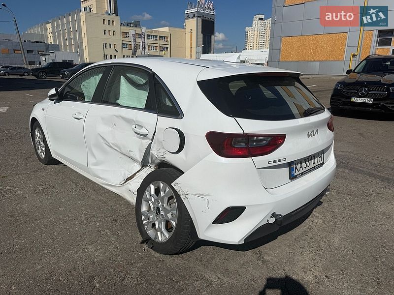 2022 KIA Ceed, VIN U5YH2516BNL157951:plate — фото 1 (autoria)