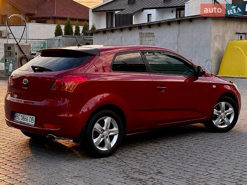 Хетчбек Kia Ceed 2008 в Івано-Франківську фото 7 Хетчбек Kia Ceed 2008 в Івано-Франківську