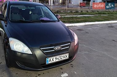 Хэтчбек Kia Ceed 2008 в Харькове