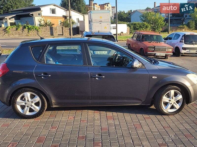 Хетчбек Kia Ceed 2008 в Хмельницькому фото 2 Хетчбек Kia Ceed 2008 в Хмельницькому