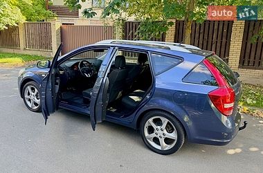 Универсал Kia Ceed 2010 в Киеве