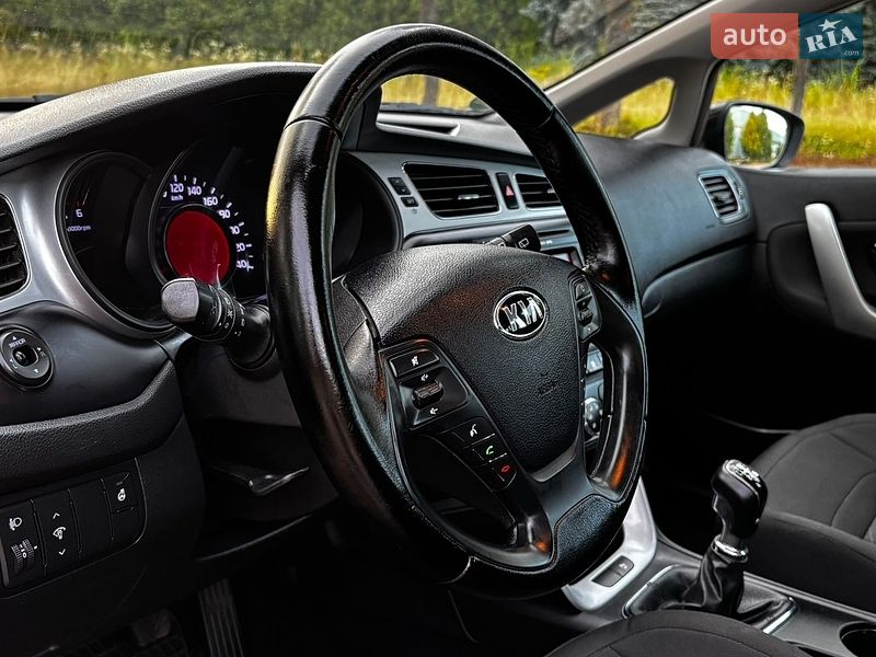 Універсал Kia Ceed 2013 в Житомирі