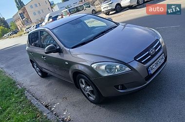 Хетчбек Kia Ceed 2008 в Києві