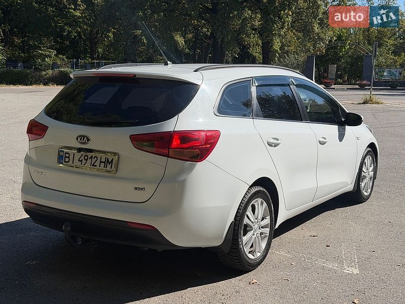 Універсал Kia Ceed 2013 в Полтаві фото 5 Універсал Kia Ceed 2013 в Полтаві