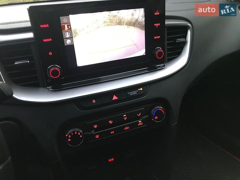 Хэтчбек Kia Ceed 2022 в Киеве