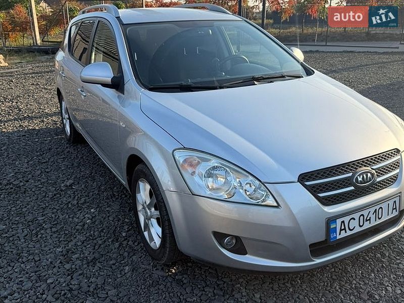Универсал Kia Ceed 2007 в Луцке