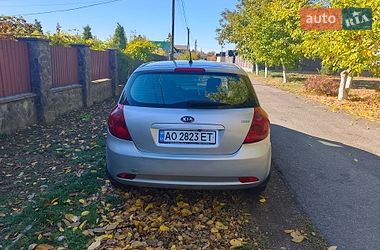 Хэтчбек Kia Ceed 2008 в Ужгороде