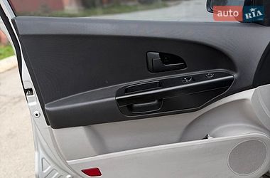Хэтчбек Kia Ceed 2008 в Киеве
