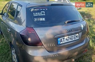 Хэтчбек Kia Ceed 2009 в Тлумаче