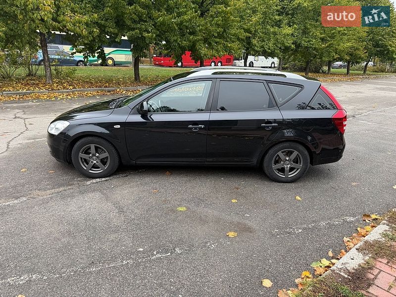 Универсал Kia Ceed 2008 в Умани