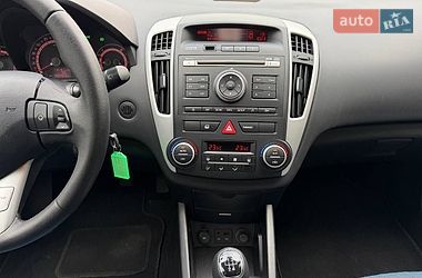 Универсал Kia Ceed 2010 в Днепре