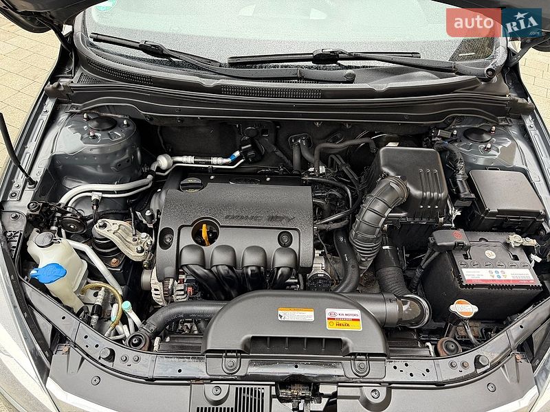 Универсал Kia Ceed 2010 в Луцке
