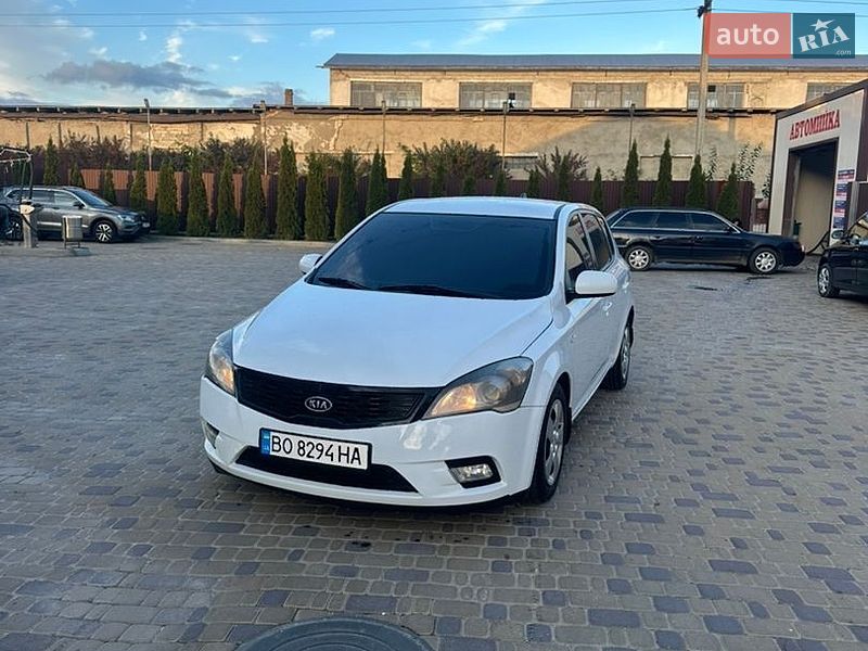 Kia Ceed 2011