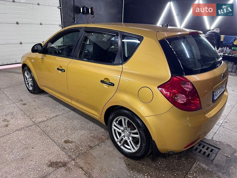 Хэтчбек Kia Ceed 2008 в Харькове