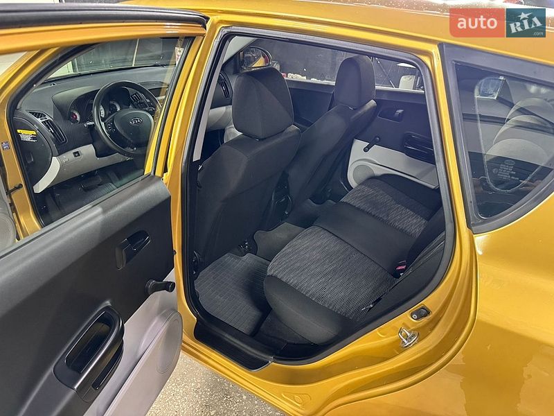 Хэтчбек Kia Ceed 2008 в Харькове