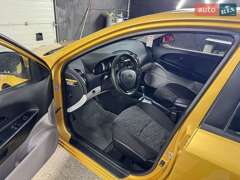 Хэтчбек Kia Ceed 2008 в Харькове