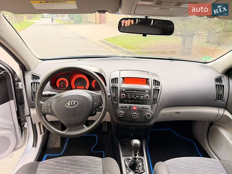 Універсал Kia Ceed 2008 в Рівному