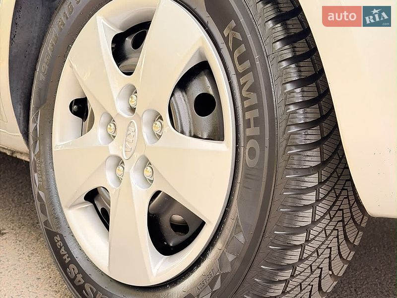 Універсал Kia Ceed 2008 в Рівному