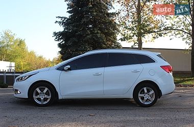 Універсал Kia Ceed 2013 в Дніпрі