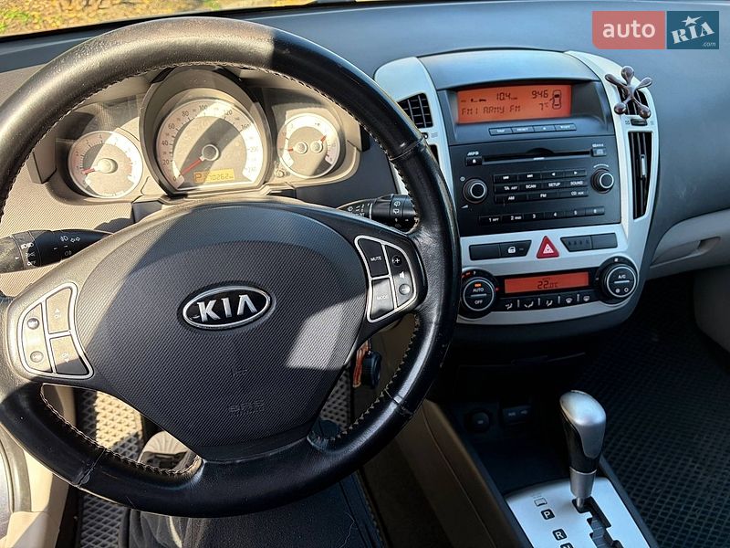 Хэтчбек Kia Ceed 2007 в Харькове