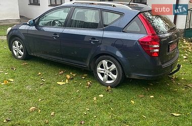 Универсал Kia Ceed 2011 в Ровно